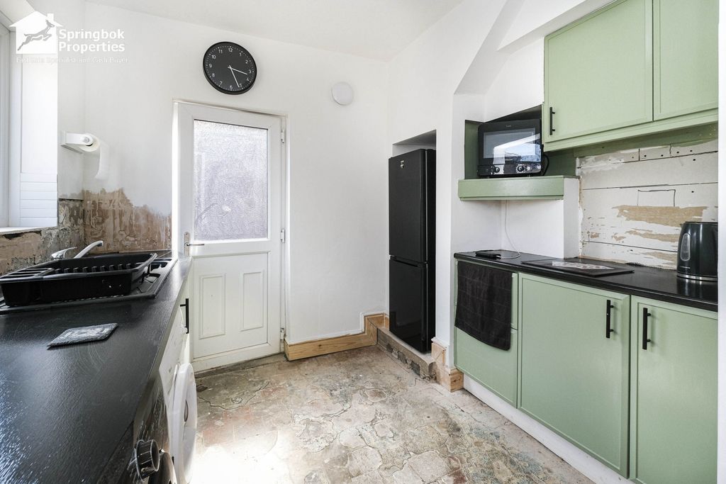 Property photo 3 of 12 Image 2