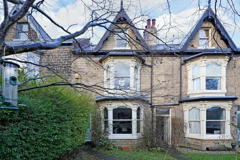 Property photo 2 of 32 Front External