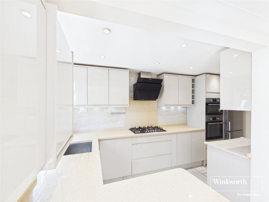 Property photo 2 of 13 Picture No. 07