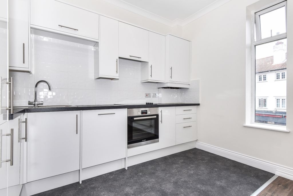 Property photo 1 of 7 388246 (4)