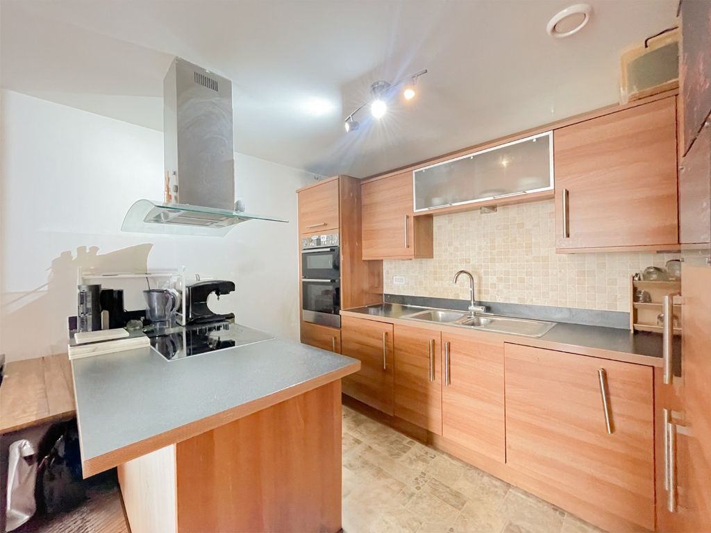 Property photo 3 of 10 5325103