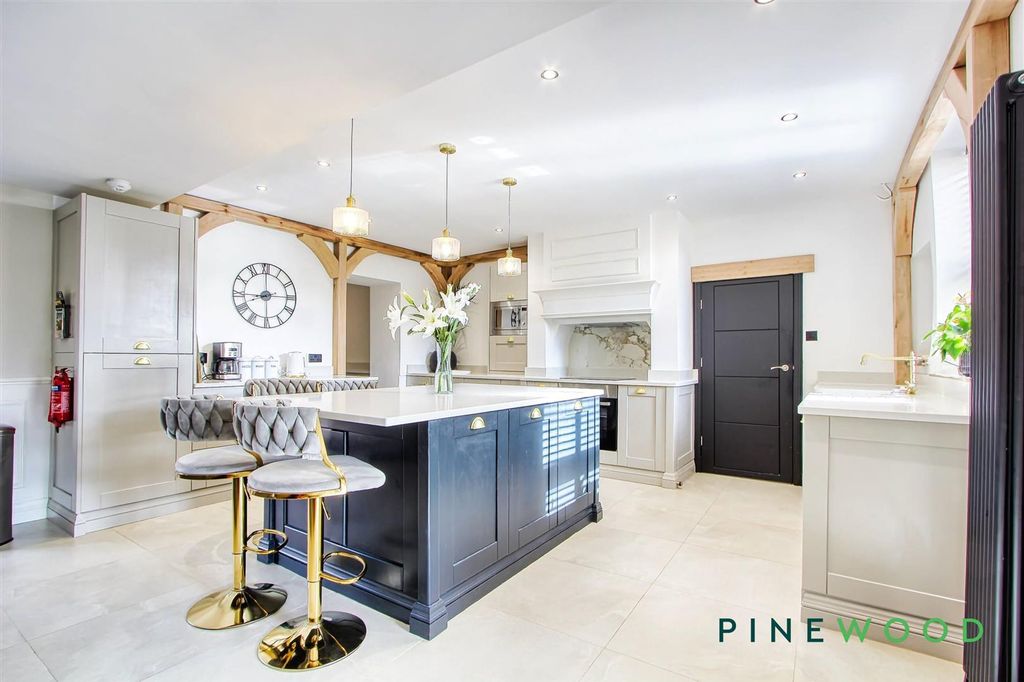 Property photo 1 of 62 Kitchen/Living Area