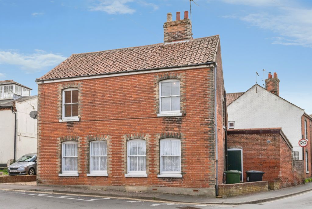 Property photo 1 of 19