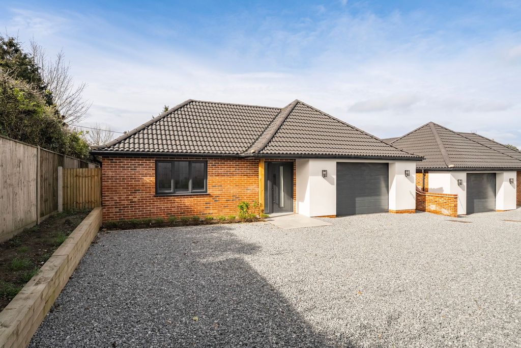 Property photo 1 of 25