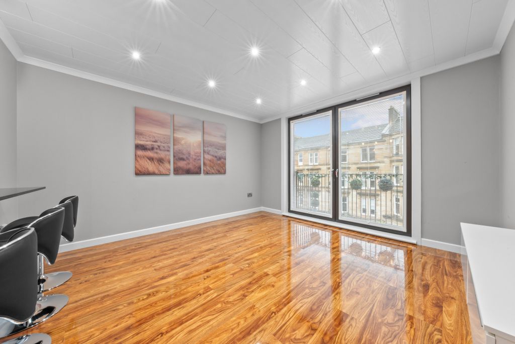 Property photo 1 of 23 Dsc05904