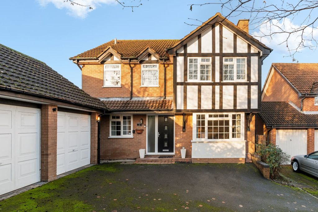 Property photo 2 of 36