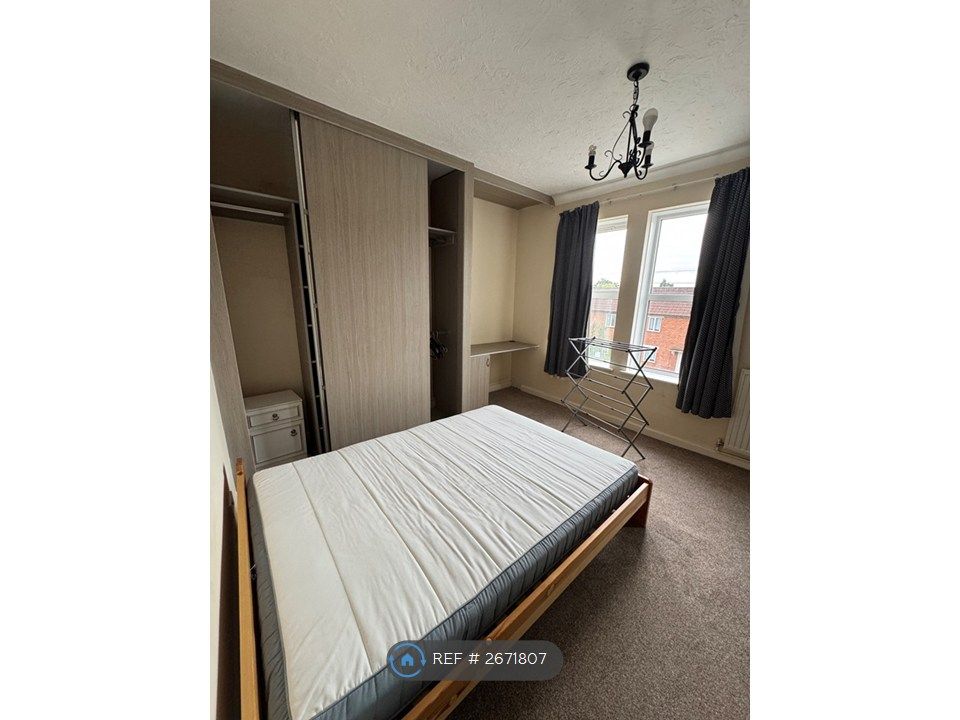 Property photo 3 of 8