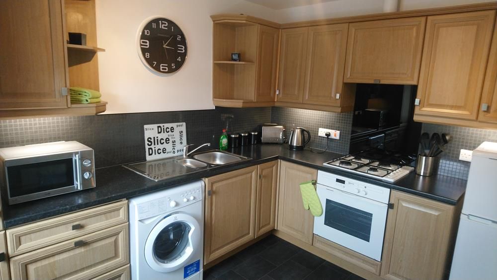 Property photo 2 of 14 Kitchen 1