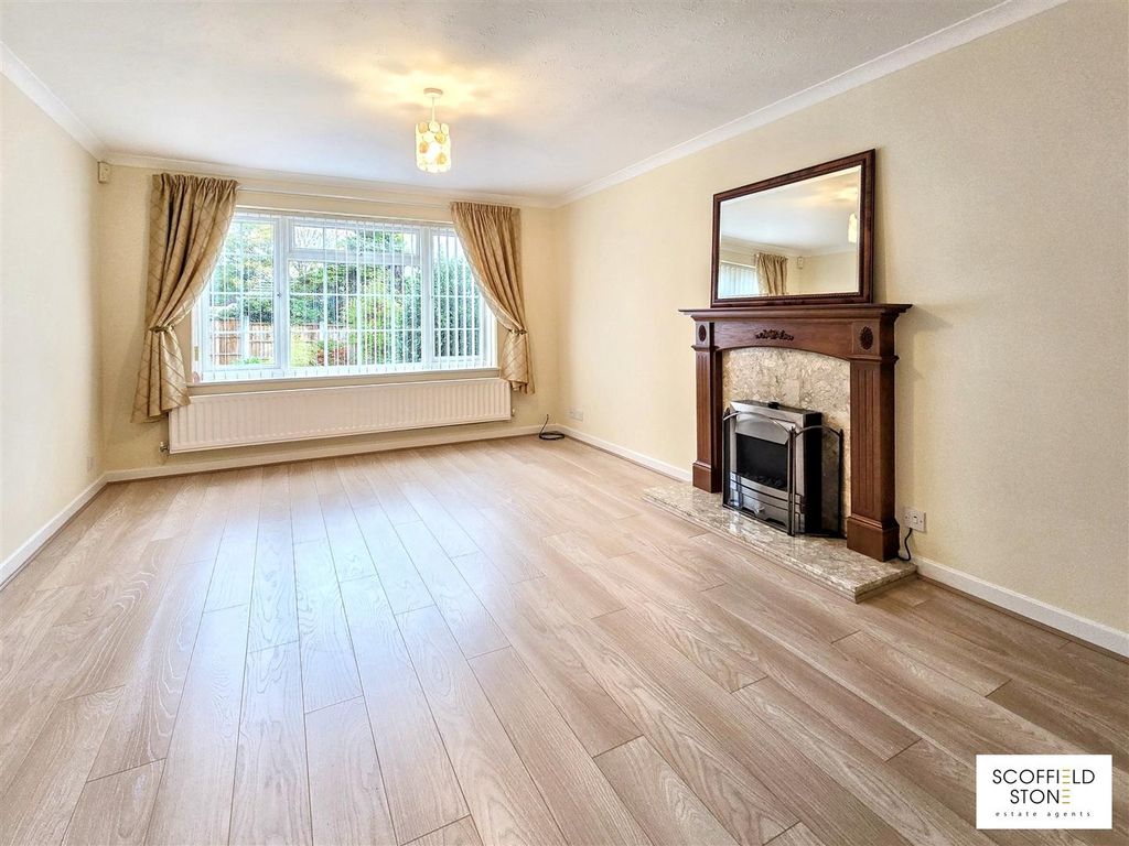 Property photo 2 of 11 Lounge/ Diner