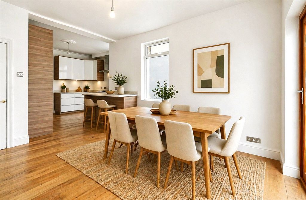 Property photo 2 of 13 Picture No. 16