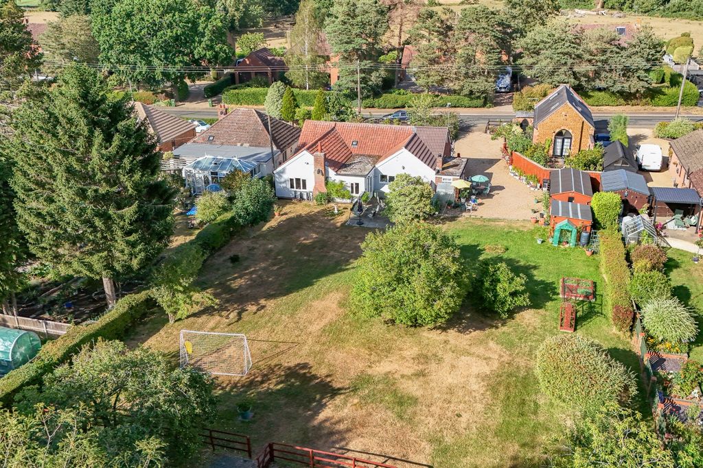 Property photo 2 of 29 5351953