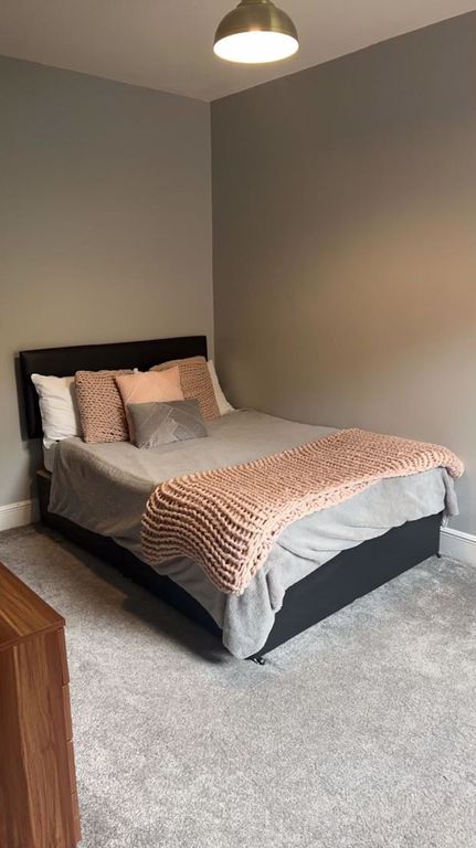 Property photo 2 of 4 Photo 5