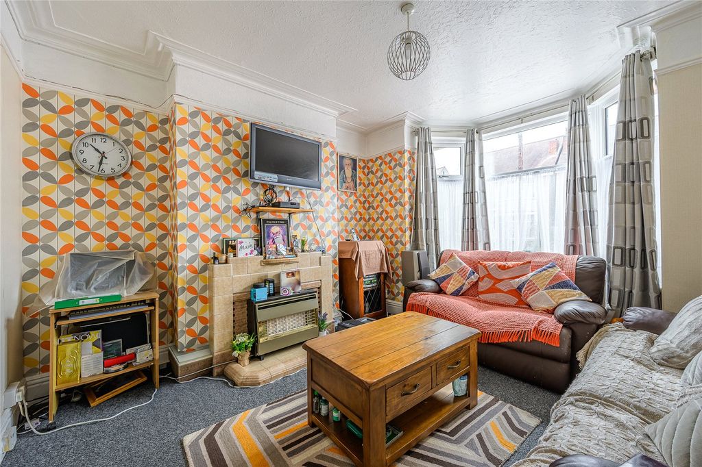 Property photo 3 of 24 Picture No. 08