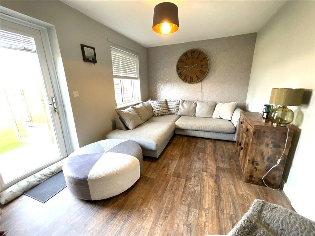 Property photo 2 of 8 Living Room