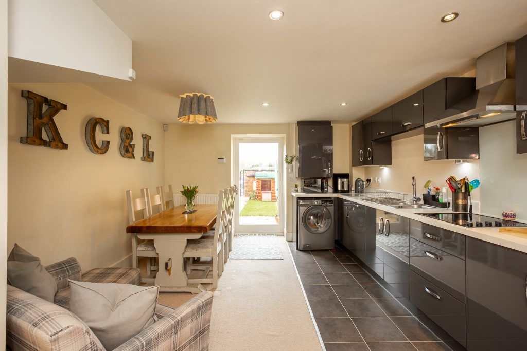 Property photo 2 of 30