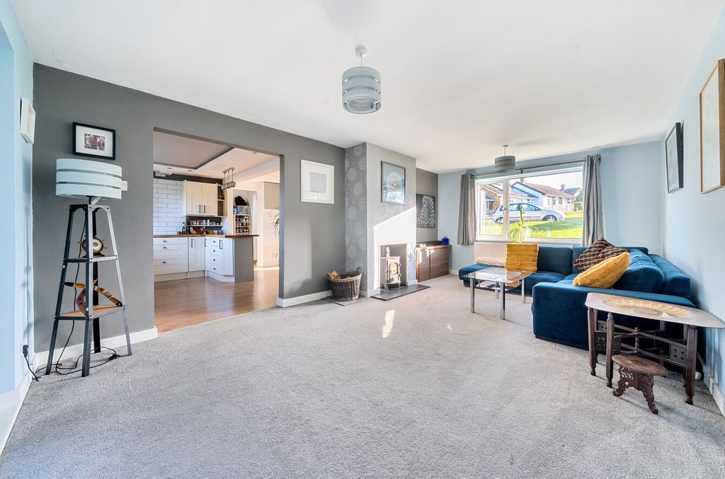 Property photo 2 of 14 1371522-6-68Fb405...