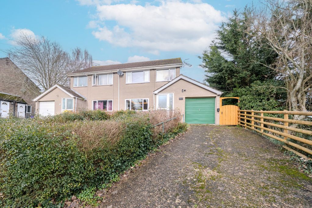 Property photo 1 of 24