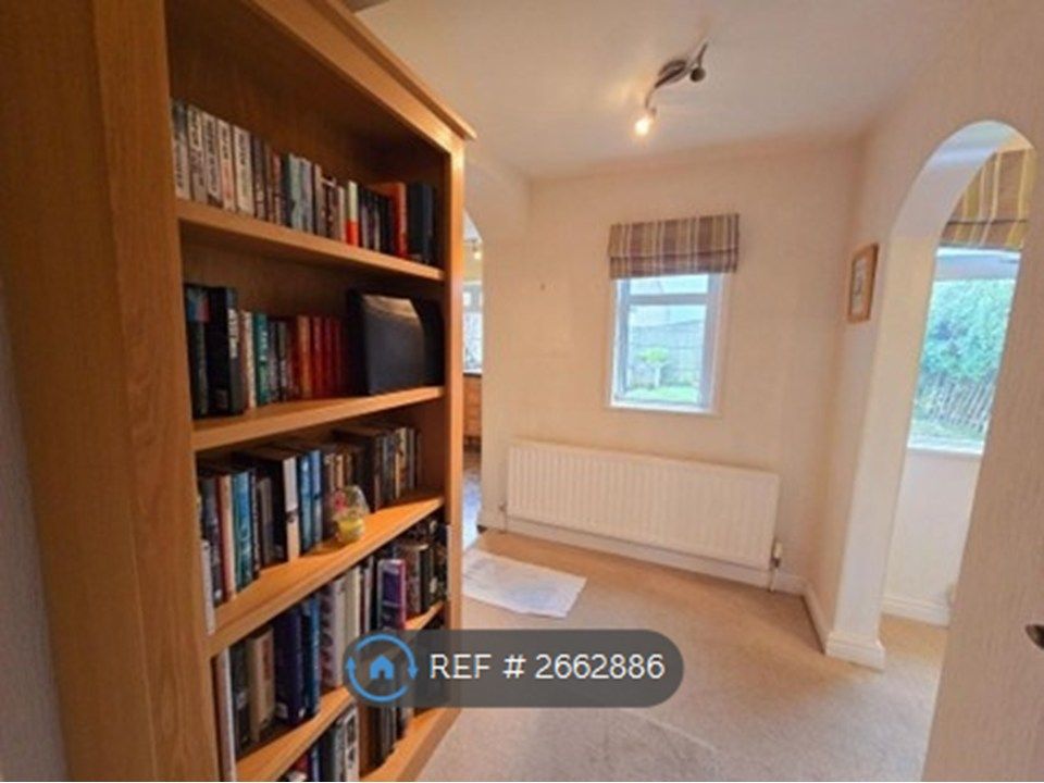 Property photo 2 of 16