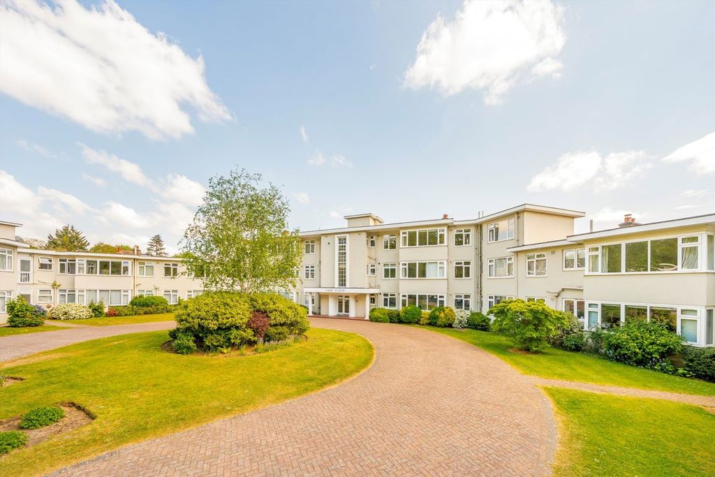 Property photo 1 of 5