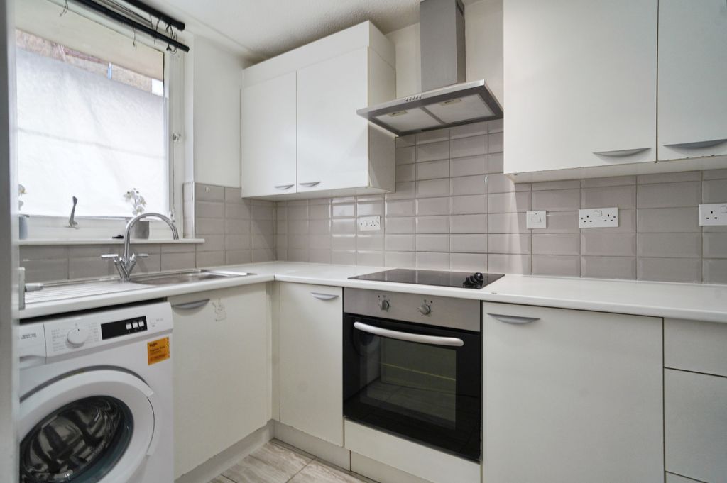 Property photo 3 of 20