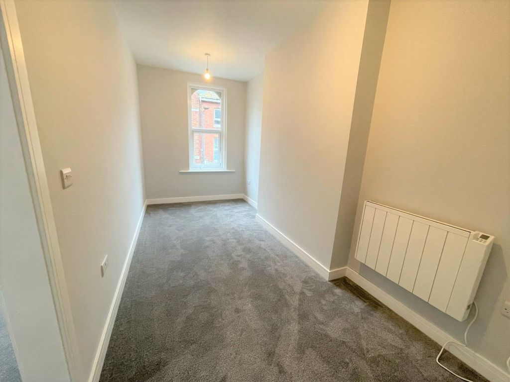 Property photo 3 of 4