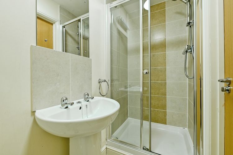Property photo 3 of 7 Brock_Grove_2_6