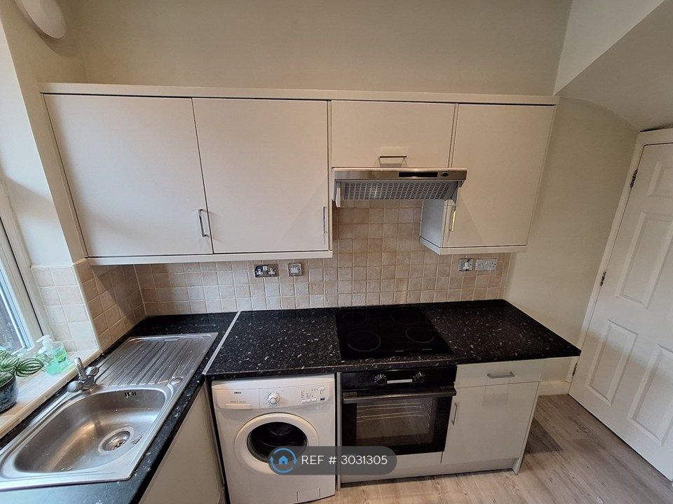Property photo 2 of 3