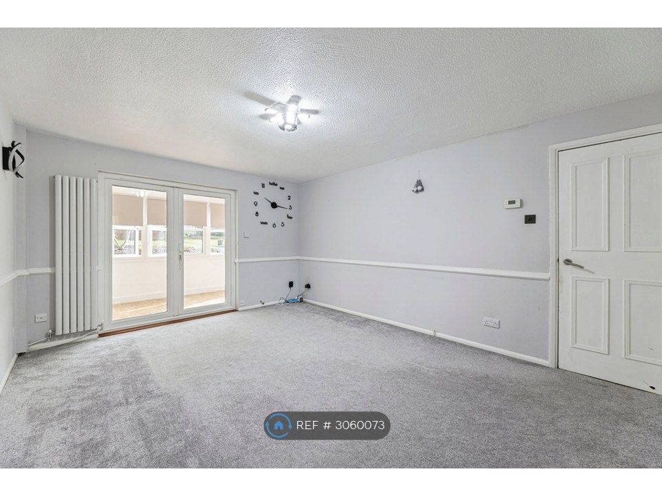 Property photo 2 of 13 Living Room