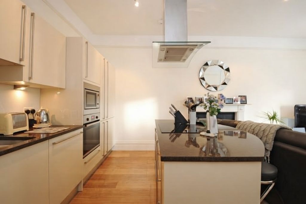 Property photo 2 of 7 Photo 2