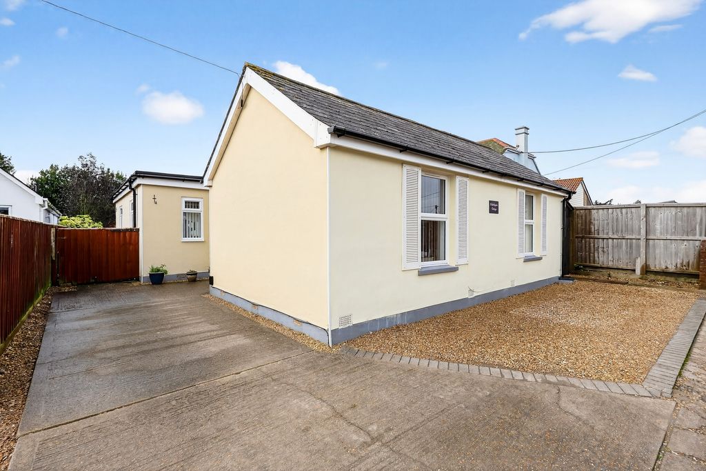 Property photo 2 of 20