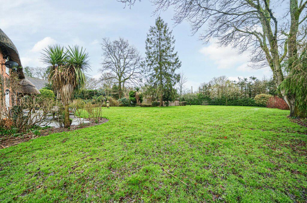 Property photo 3 of 16 Picture No. 14