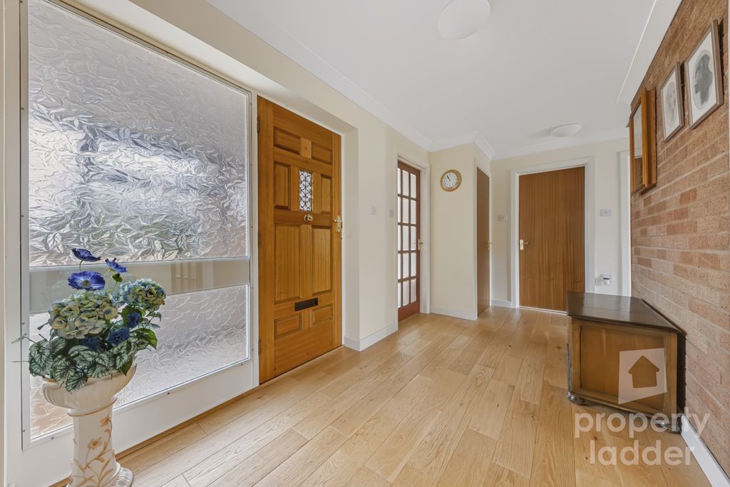 Property photo 3 of 26 Pl-20
