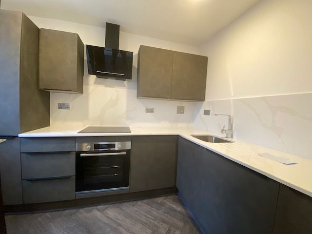 Property photo 3 of 6 Kitchen