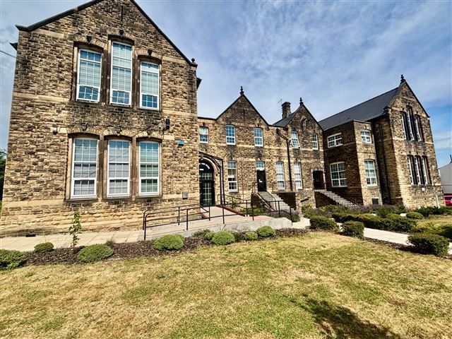 Property photo 1 of 12 Front