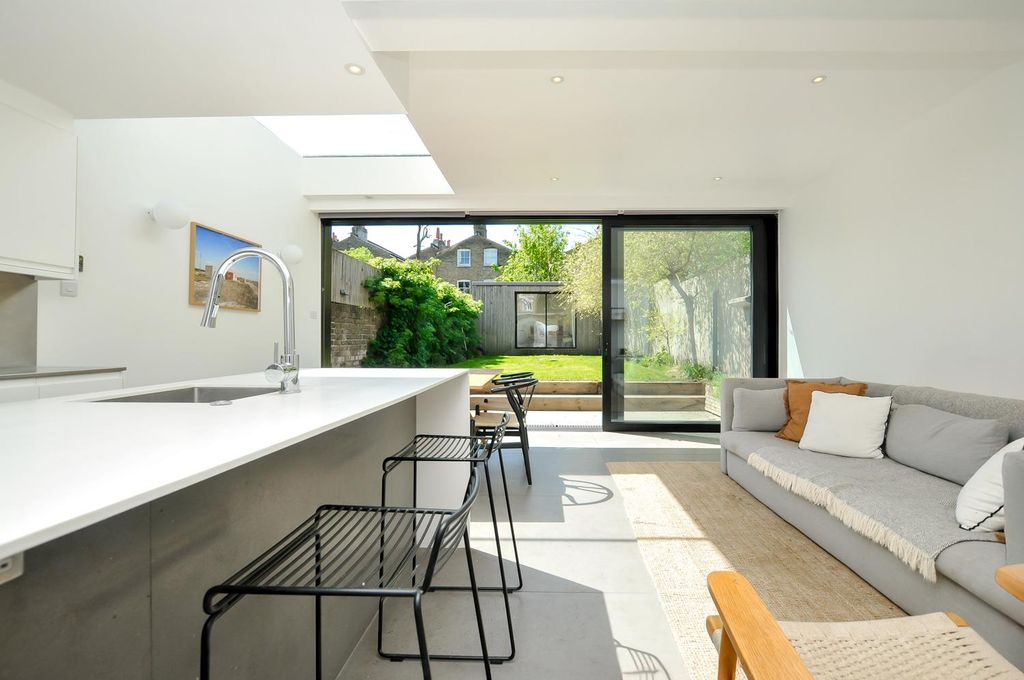Property photo 1 of 16 27.Jpg