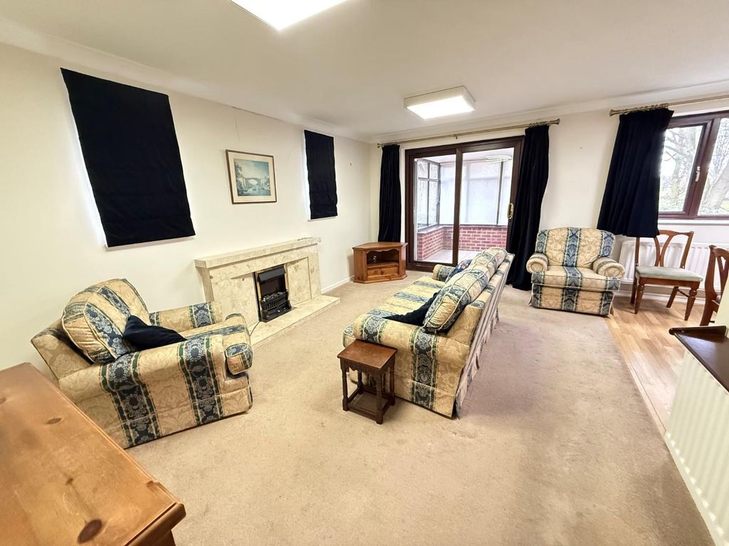 Property photo 3 of 14 2.Jpg