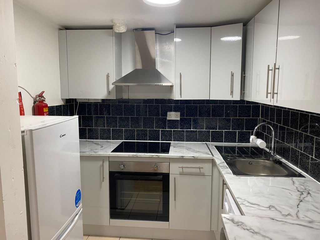Property photo 1 of 7 Kitchen Area Photo 1