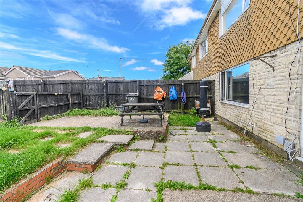 Additional image 11 of 2 bed flat for saleLaburnum Close, Barry CF62