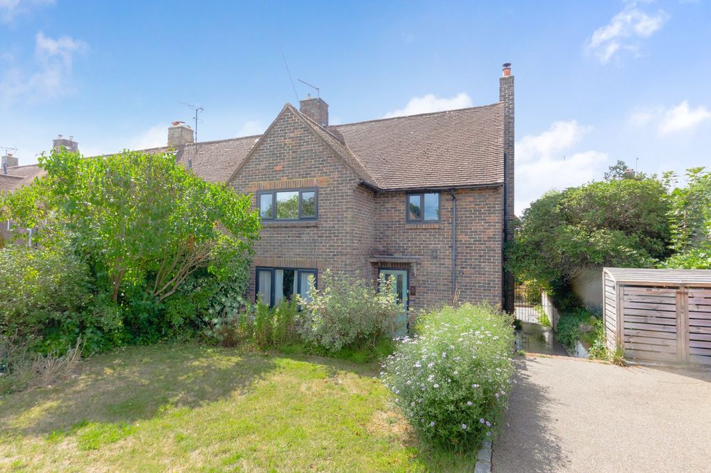 Property photo 1 of 21
