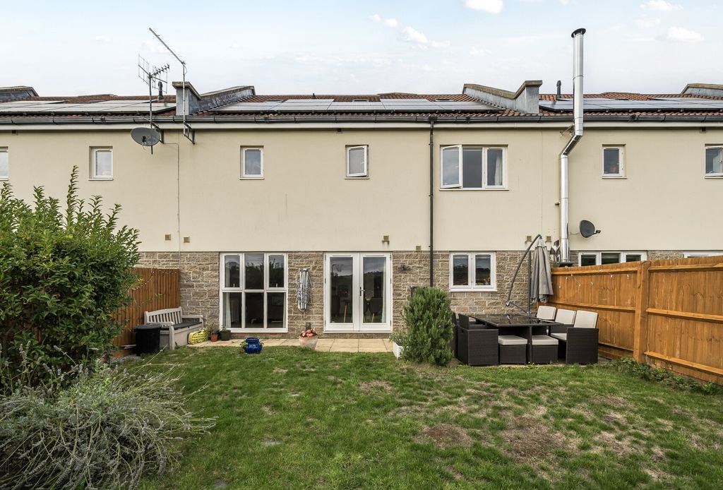 Property photo 2 of 22 Rear/Garden