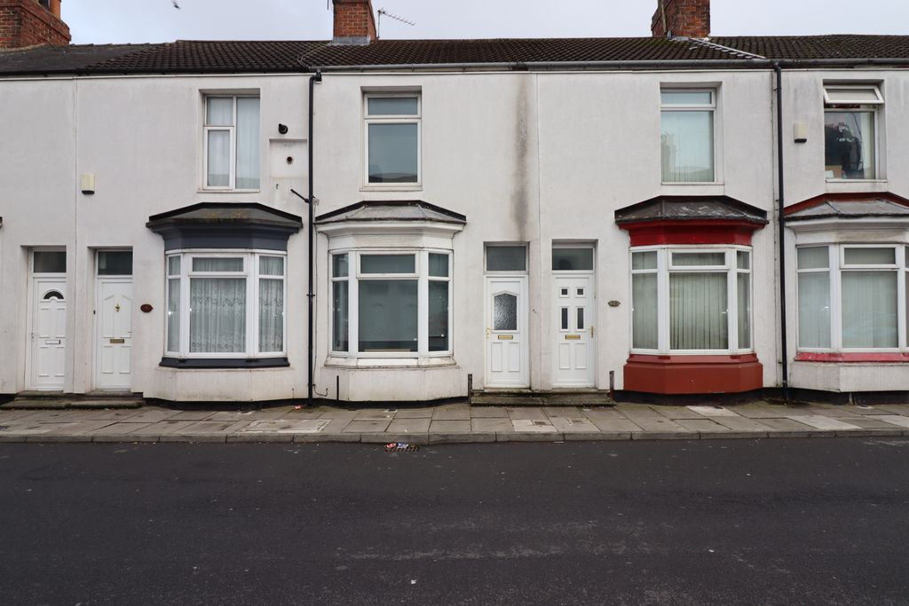 Property photo 1 of 12