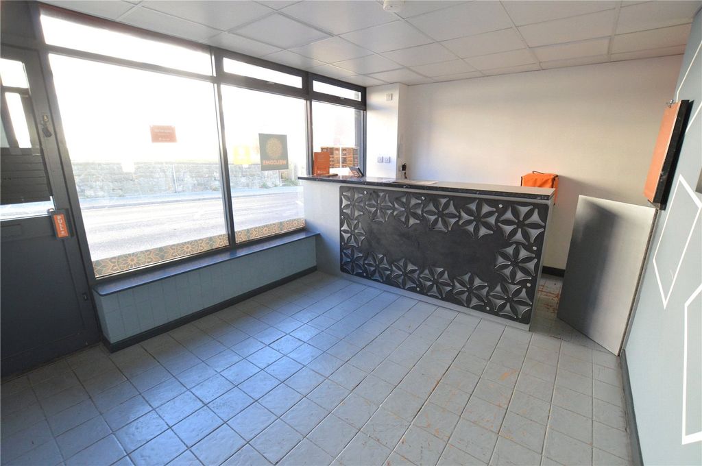 Property photo 2 of 5 Picture No. 09