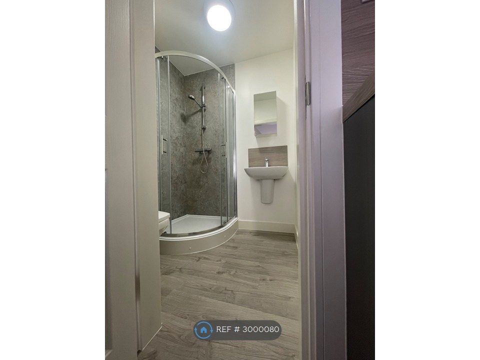 Property photo 3 of 3