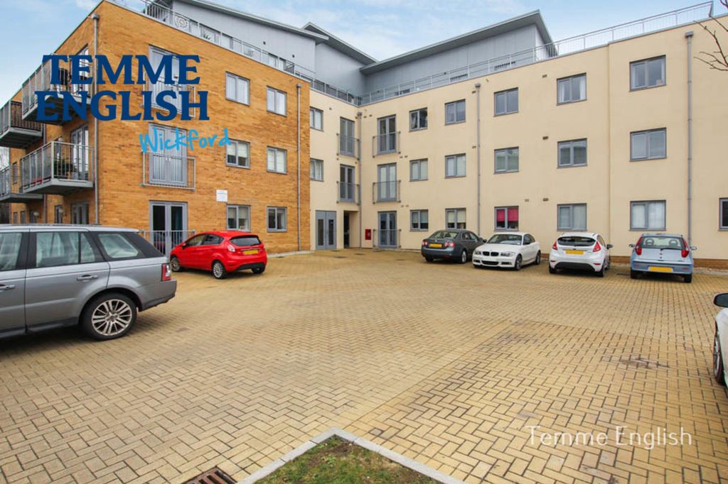 Property photo 1 of 8