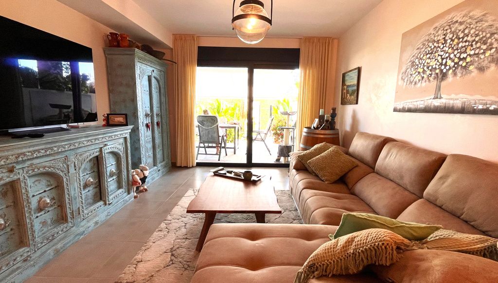 Property photo 2 of 14 11.Jpeg