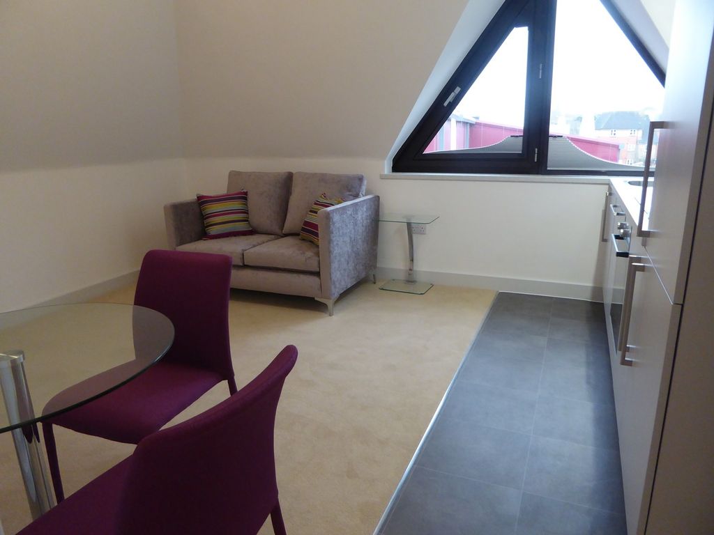 Property photo 2 of 5 Lounge