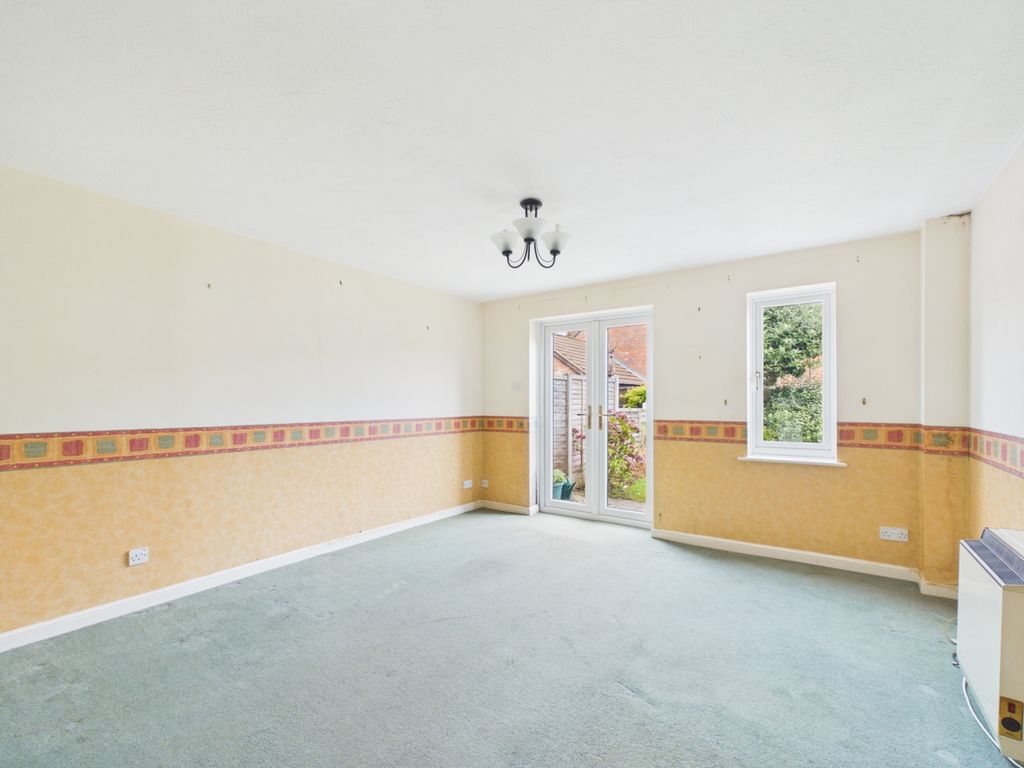 Property photo 2 of 14 Cam01445G0-Pr0890-Still001