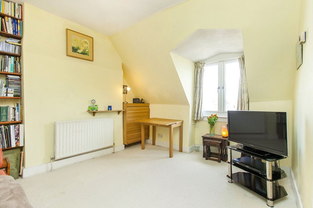 Property photo 3 of 11 Img_393_5_Original.Jpg