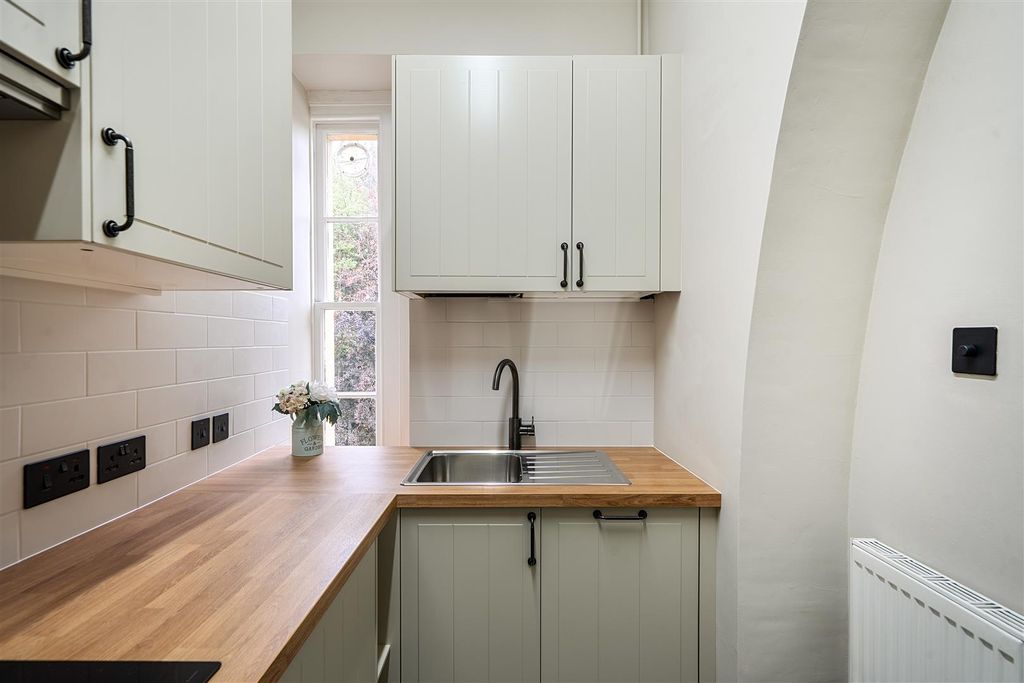 Additional image 8 of 2 bed maisonette for saleCleevewood House, Cleeve Wood Road, Downend, Bristol BS16