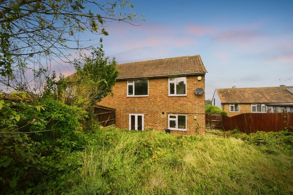 Property photo 3 of 19